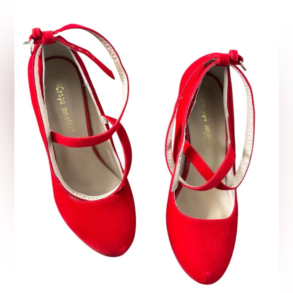 Red Velvet Crape Myrtle Women’s 5” Platform Heels Size